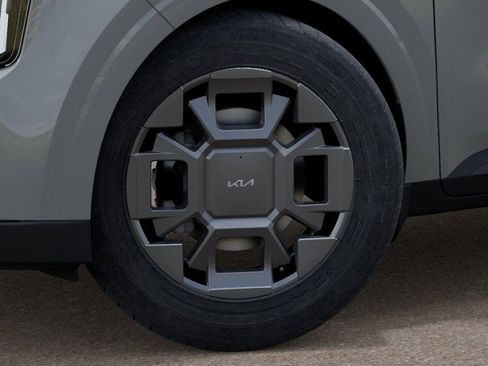 New 2026 Kia Carnival EX image 9