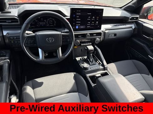 Used 2025 Toyota Tacoma TRD Sport w/ TRD Sport Upgrade Package AWD/4WD image 22