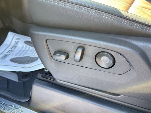 New 2026 Chevrolet Silverado 1500 High Country AWD/4WD image 24