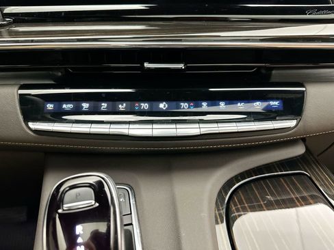 Used 2023 Cadillac Escalade ESV Sport w/ LPO, ONYX Package AWD/4WD image 26