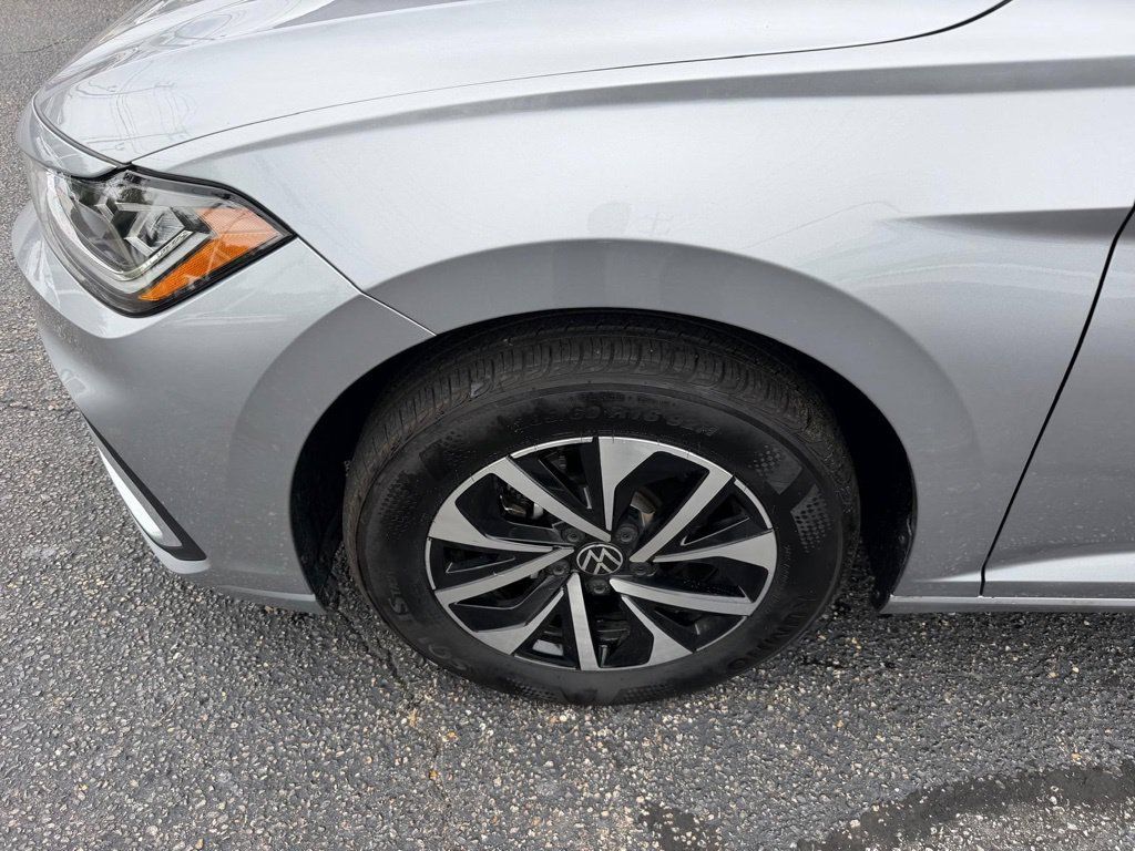 Used 2025 Volkswagen Jetta S FWD image 10