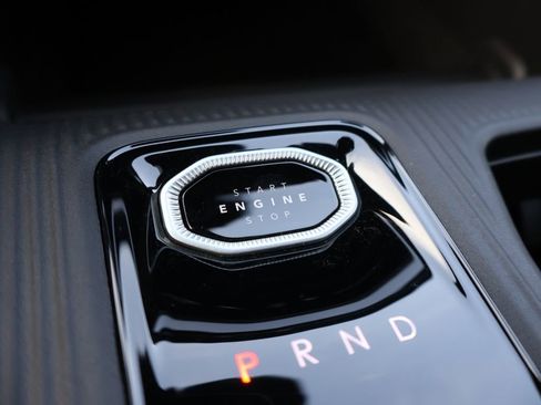 New 2026 Jeep Cherokee Laredo AWD/4WD image 31