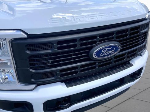 Used 2025 Ford F250 XL w/ XL Off-Road Package AWD/4WD image 27