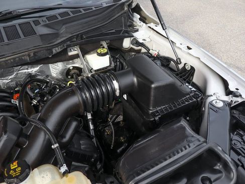 Used 2023 Ford F150 XLT w/ Equipment Group 301A Mid image 11