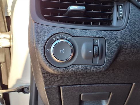 Used 2017 Buick Envision Premium image 22