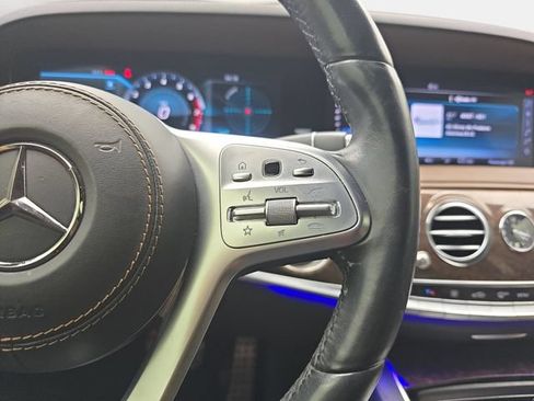 Used 2018 Mercedes-Benz S 560 Sedan image 18