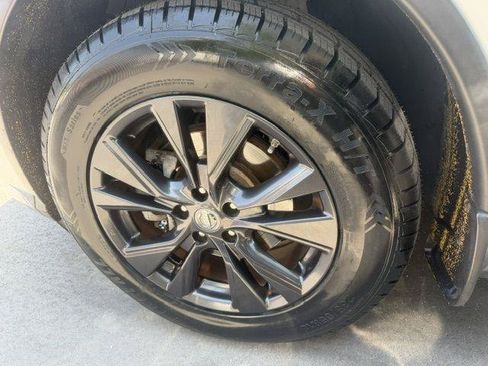 Used 2017 Nissan Murano SV w/ Premium Plus Package AWD/4WD image 21