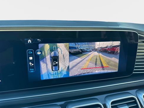 New 2026 Mercedes-Benz GLS 450 450 4MATIC SUV image 28