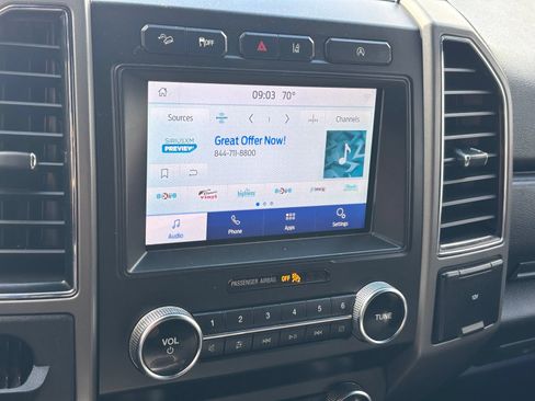 Used 2021 Ford Expedition XLT AWD/4WD image 11