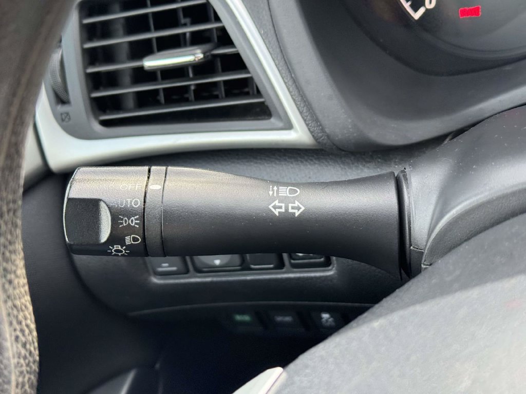 Used 2017 Nissan Sentra S FWD image 19