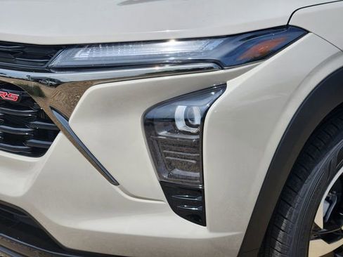 New 2026 Chevrolet Trax RS image 6
