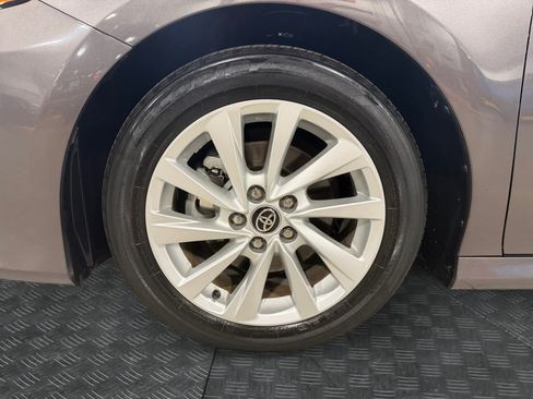 Used 2021 Toyota Camry LE FWD image 15