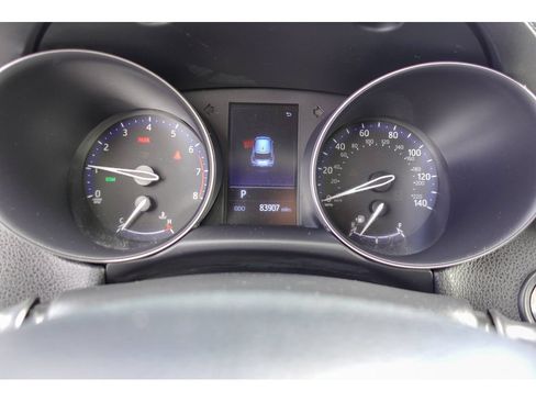 Certified 2019 Toyota C-HR XLE FWD image 16
