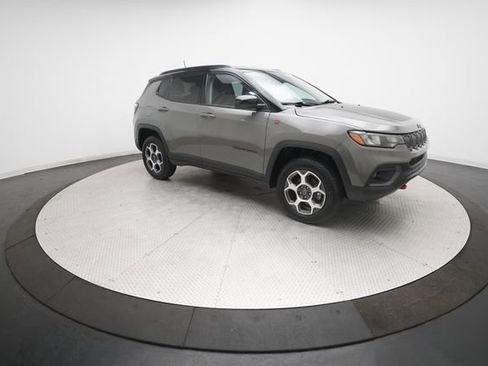 Used 2022 Jeep Compass Trailhawk w/ Trailhawk Convenience Group image 35
