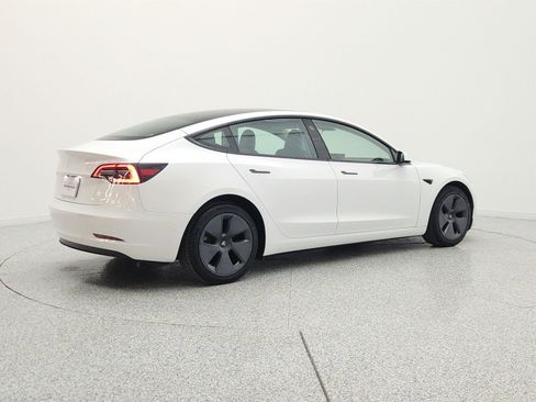 Used 2023 Tesla Model 3 Standard Range RWD image 5
