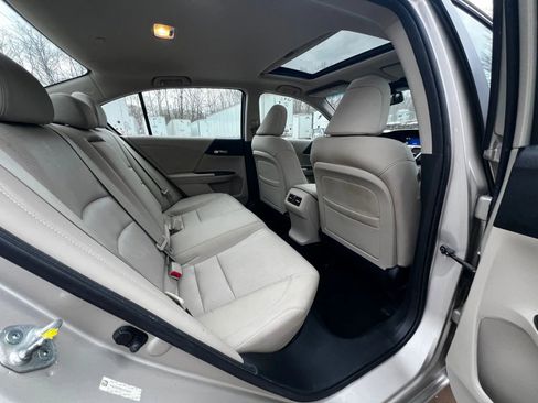 Used 2013 Honda Accord EX-L image 12