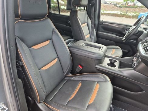 Used 2023 GMC Yukon AT4 AWD/4WD image 27
