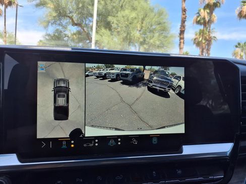 Used 2023 Chevrolet Silverado 1500 LTZ AWD/4WD image 22