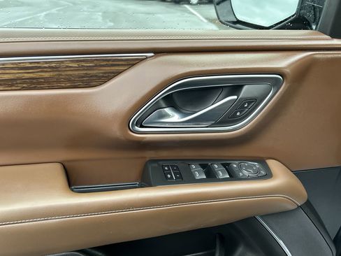 Used 2023 Chevrolet Tahoe High Country image 21