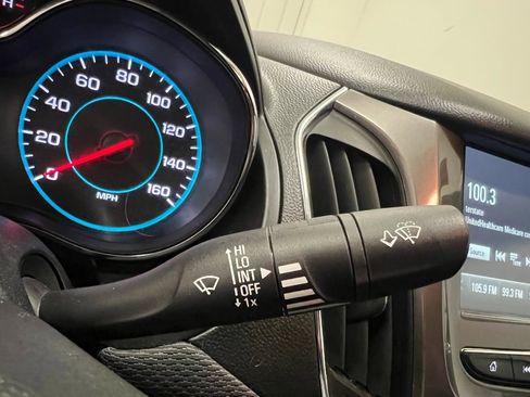 Used 2017 Chevrolet Cruze LT w/ RS Package image 39