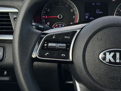 Used 2020 Kia Optima LX image 17