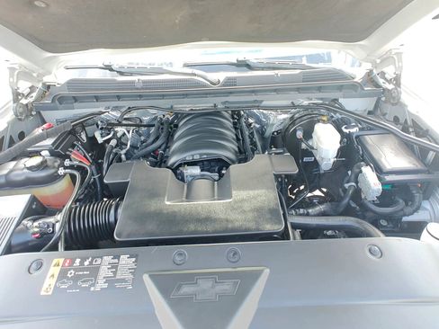 Used 2017 Chevrolet Silverado 1500 Custom w/ Custom Convenience Package AWD/4WD image 24