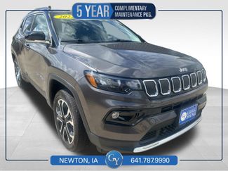 Used 2022 Jeep Compass Limited image 1