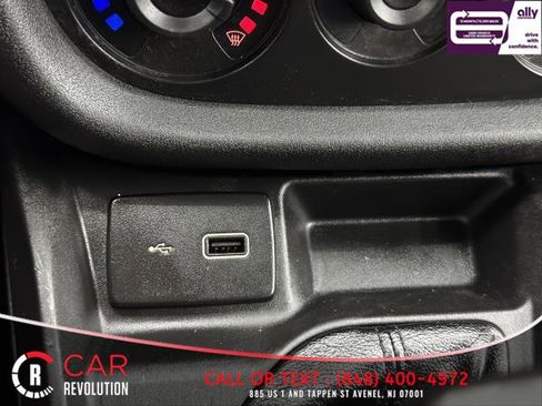 Used 2021 RAM ProMaster City Tradesman w/ Window Group 04 image 25