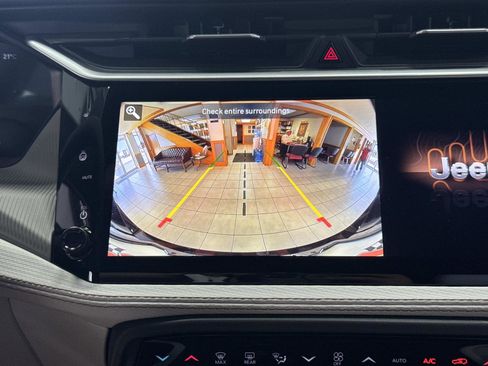 New 2026 Jeep Cherokee Limited image 12