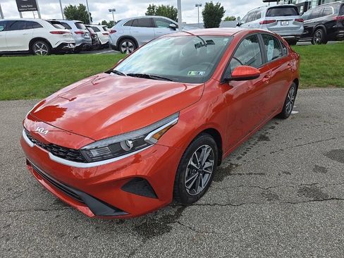 Certified 2023 Kia Forte LXS FWD image 9
