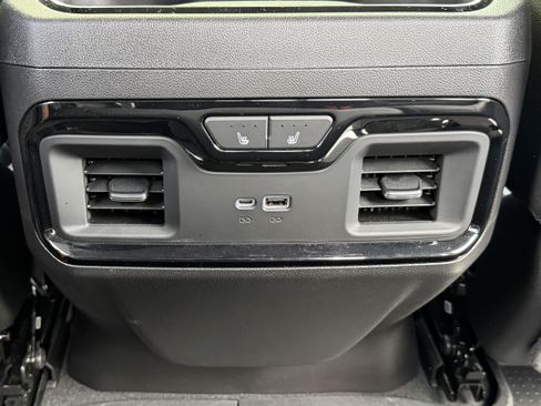 Used 2024 Chevrolet Silverado 1500 ZR2 w/ Technology Package AWD/4WD image 24