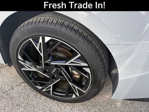 Used 2025 Kia K5 GT-Line image 6