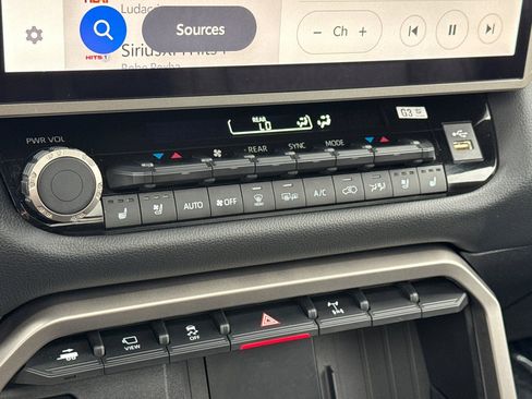 Certified 2025 Toyota Sequoia Limited AWD/4WD image 22