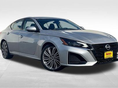 Used 2023 Nissan Altima 2.5 SL