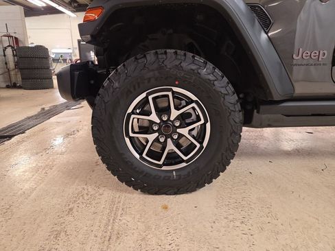 New 2026 Jeep Wrangler Unlimited Rubicon image 26