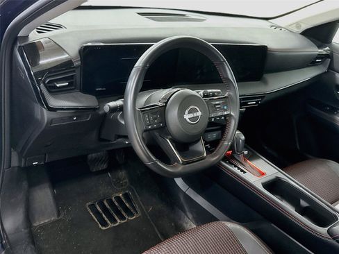 Used 2025 Nissan Kicks SR w/ Illumination Package AWD/4WD image 7