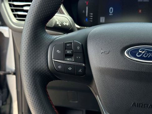 Used 2024 Ford Escape ST-Line w/ Tech Pack #1 FWD image 31