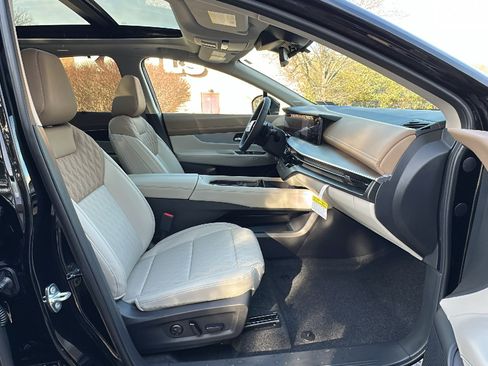 New 2026 Nissan Murano Platinum w/ Cargo Package image 14