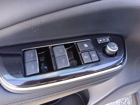 New 2026 Toyota Crown XLE image 12