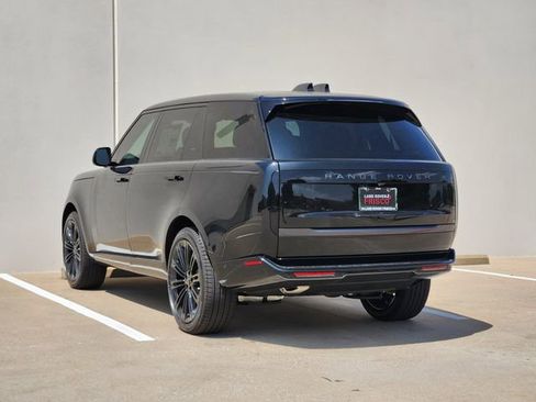 New 2026 Land Rover Range Rover Long Wheelbase SE AWD/4WD image 3