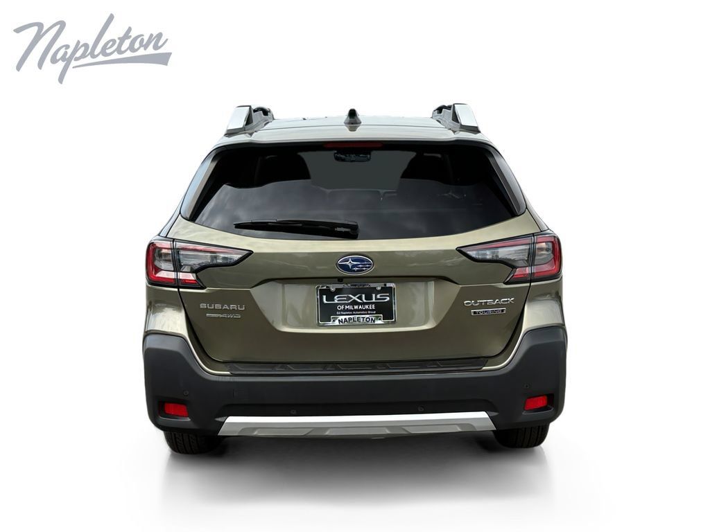 Used 2023 Subaru Outback Touring AWD/4WD image 4
