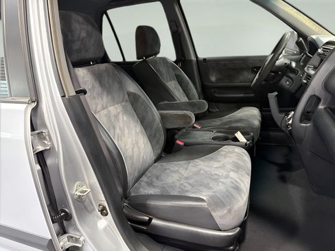 Used 2004 Honda CR-V EX image 14