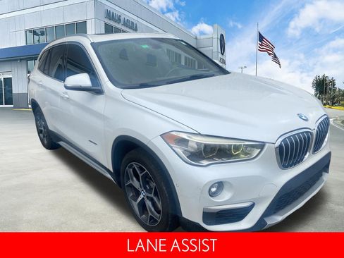 Used 2017 BMW X1 xDrive28i image 11