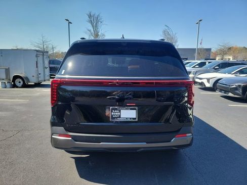 New 2026 Kia Carnival SX Prestige FWD image 5