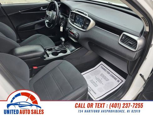 Used 2019 Kia Sorento AWD w/ Option Group 020 image 13