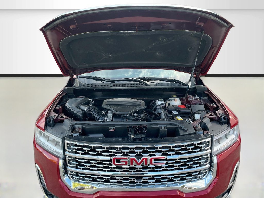 Used 2023 GMC Acadia Denali AWD/4WD image 32