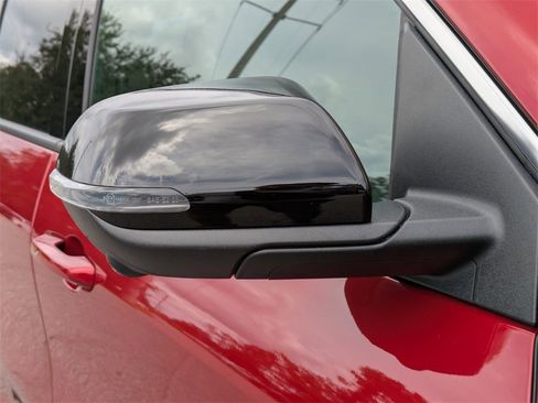 New 2026 Chevrolet Traverse LT w/ Driver Confidence Package image 11