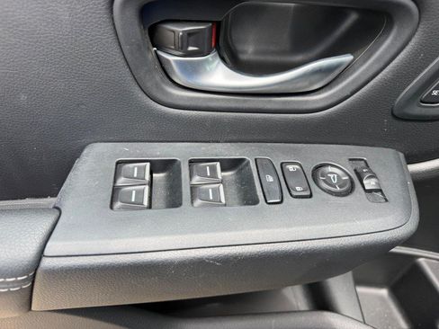 Certified 2025 Honda Pilot EX-L image 20