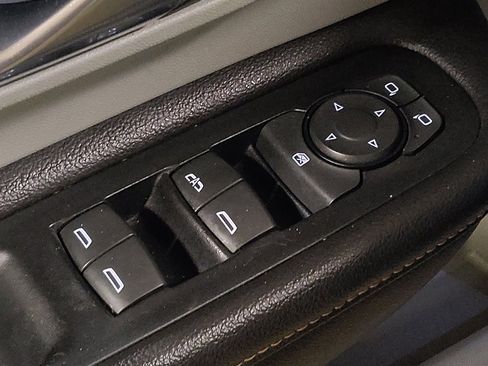 Used 2019 GMC Terrain SLT w/ Preferred Package FWD image 27