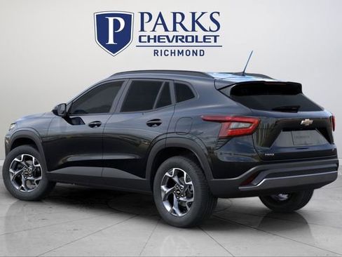 New 2026 Chevrolet Trax LT w/ Driver Confidence Package image 3